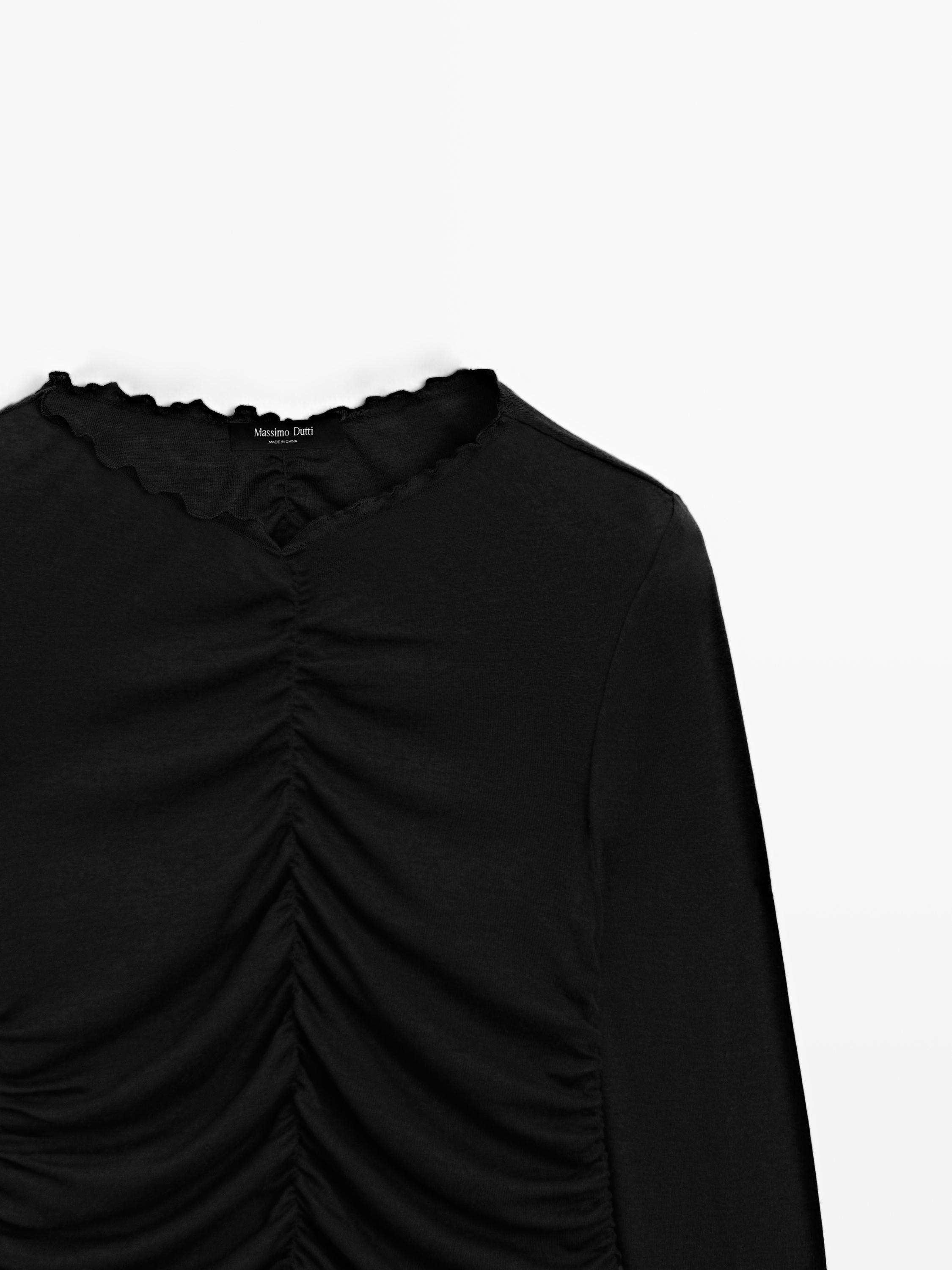 Gathered long sleeve T-shirt